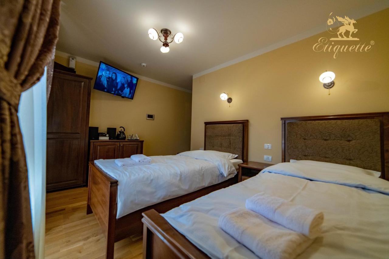 Villa Etiquette Deva Exteriör bild