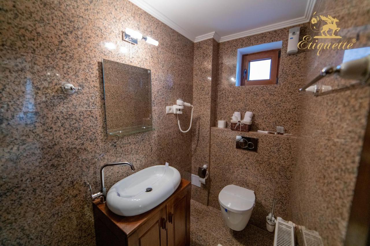 Villa Etiquette Deva Exteriör bild
